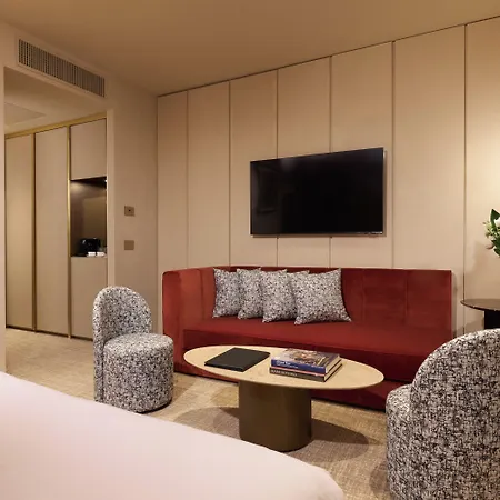 Borghese Contemporary Otel Roma