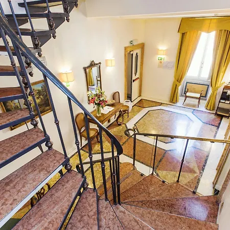 Borghese Contemporary Otel 4*