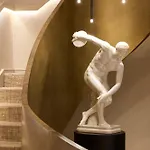 Borghese Contemporary 4* Roma