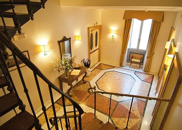 Borghese Contemporary 4* Roma