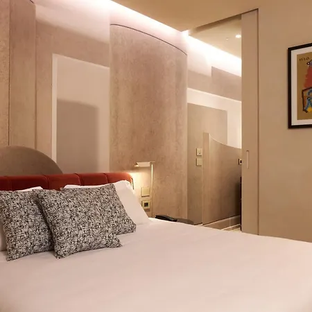 Borghese Contemporary Отель Рим