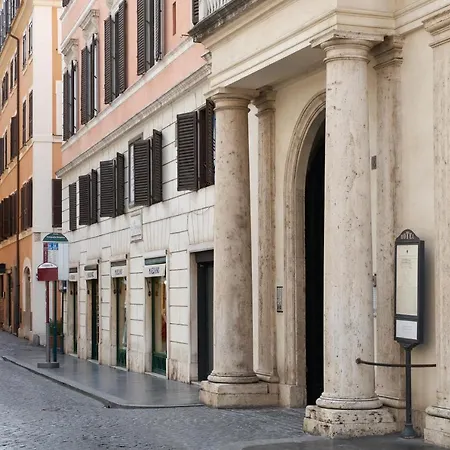 Отель Borghese Contemporary Рим