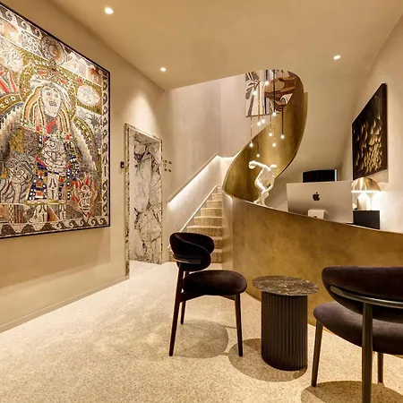 Borghese Contemporary Отель