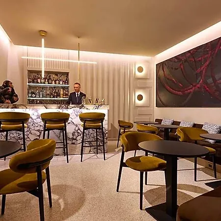 Borghese Contemporary