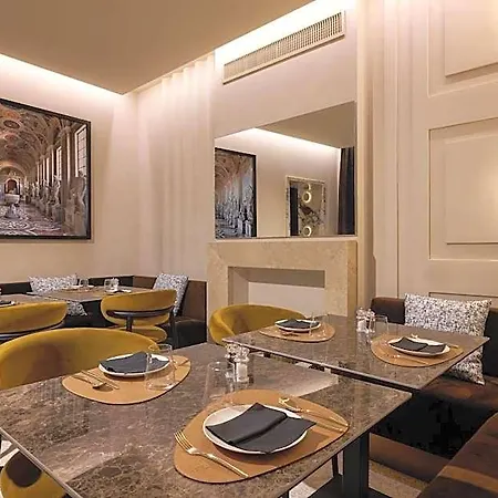 Borghese Contemporary فندق 4*