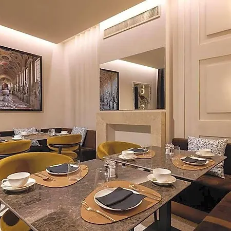 فندق Borghese Contemporary 4*