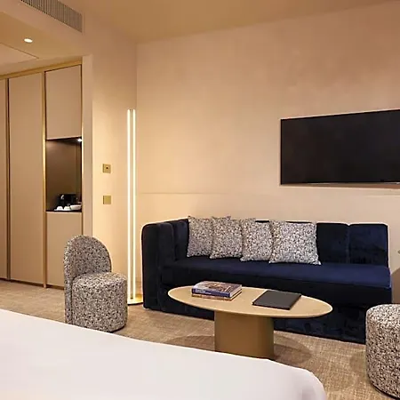 Borghese Contemporary 4* روما