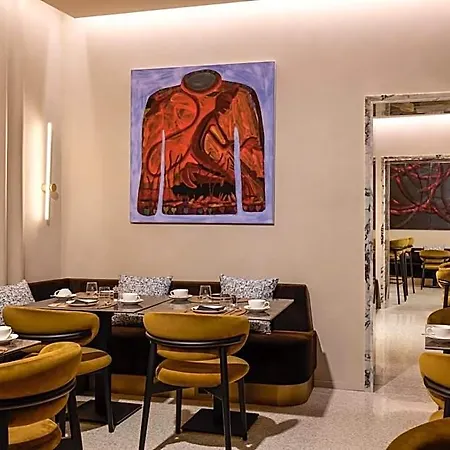 Borghese Contemporary