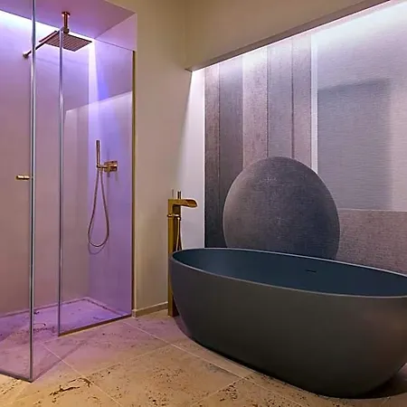 Borghese Contemporary 4*