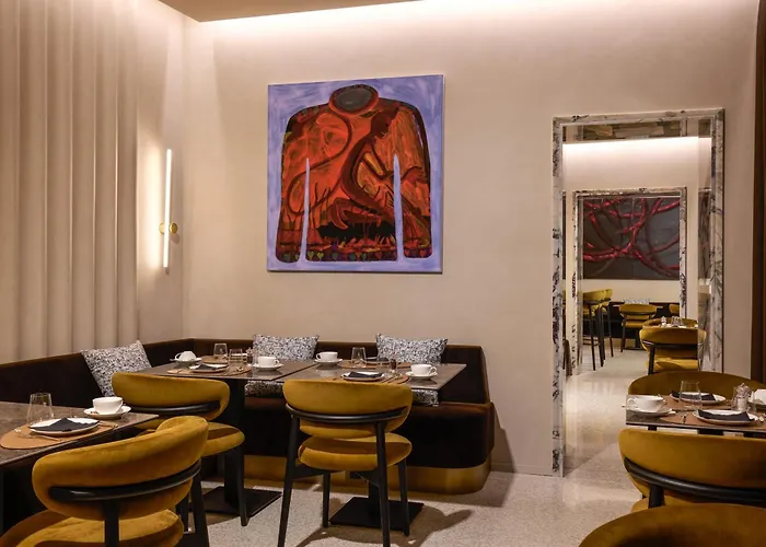 Borghese Contemporary