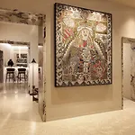 Borghese Contemporary