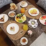 Borghese Contemporary 4* Rom