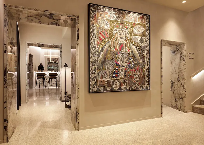 Borghese Contemporary