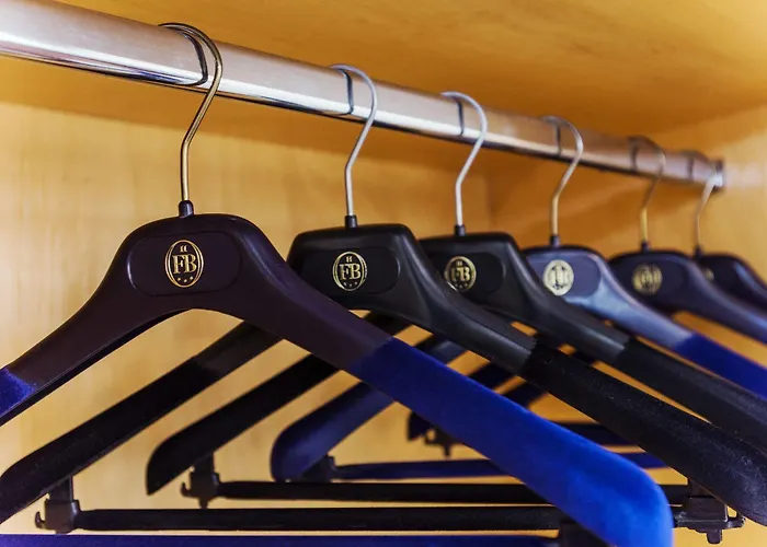 Borghese Contemporary