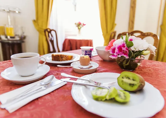 Borghese Contemporary 4*